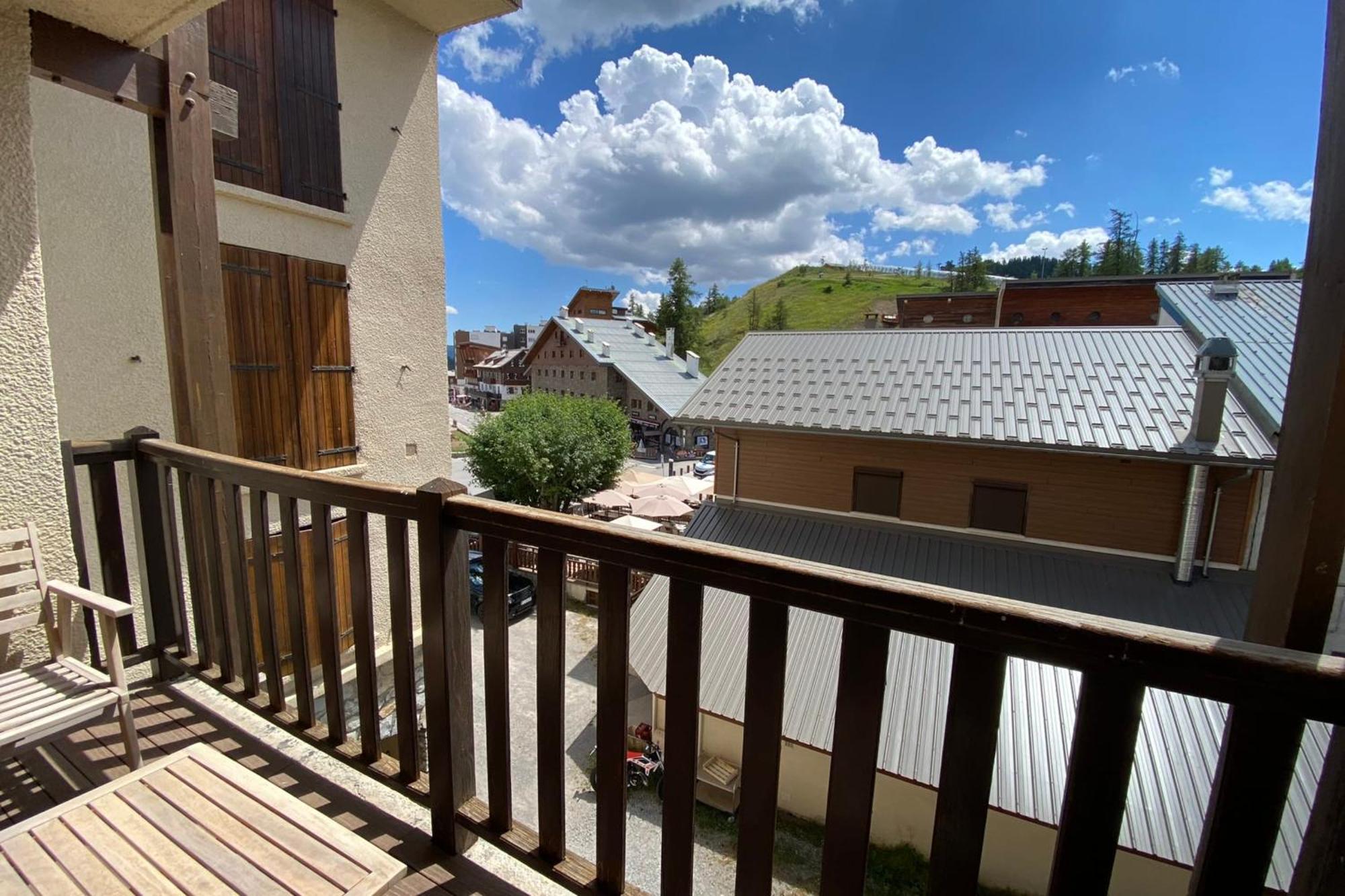 Apartment 06cc In The Heart Of The Valberg